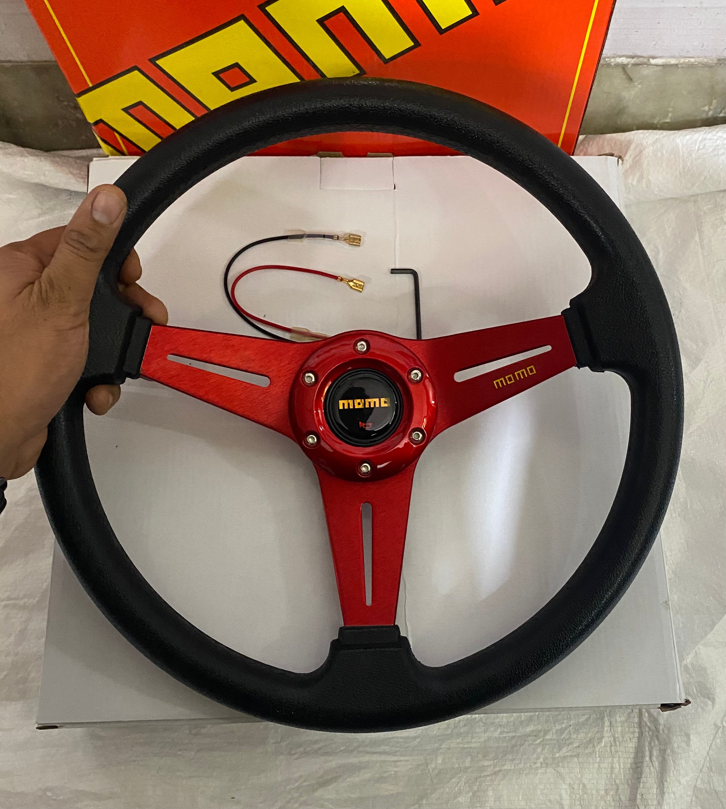 RED 3R-STEERING MOMO STEERING 13INCH Wheel for Sports Car Look Rally Race Off Road with BOSS KIT HUB Free