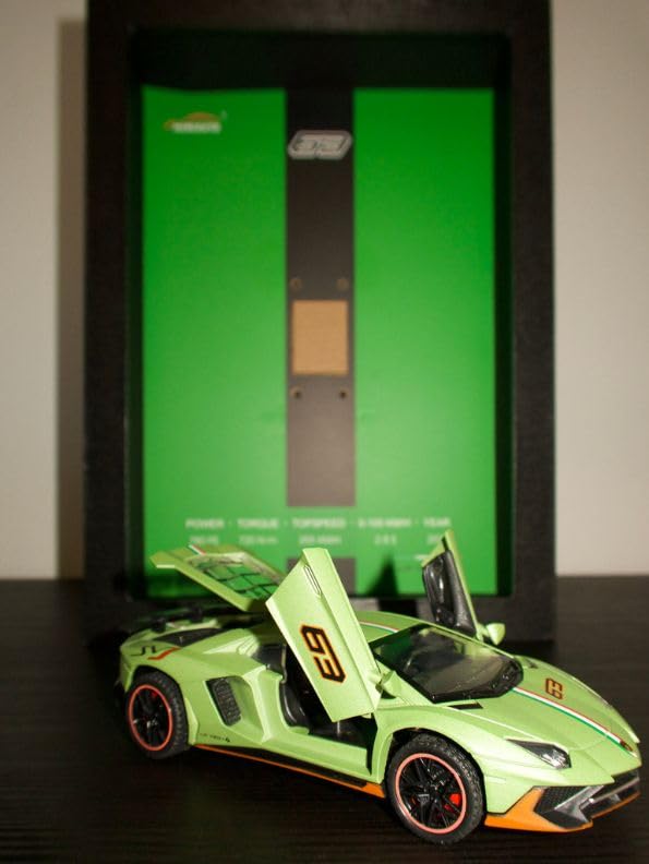 Green 3D Diecast Model Car Frame Diecast Metal Car Interactive Wall Decor with Openable Doors, Pull Back Display Car