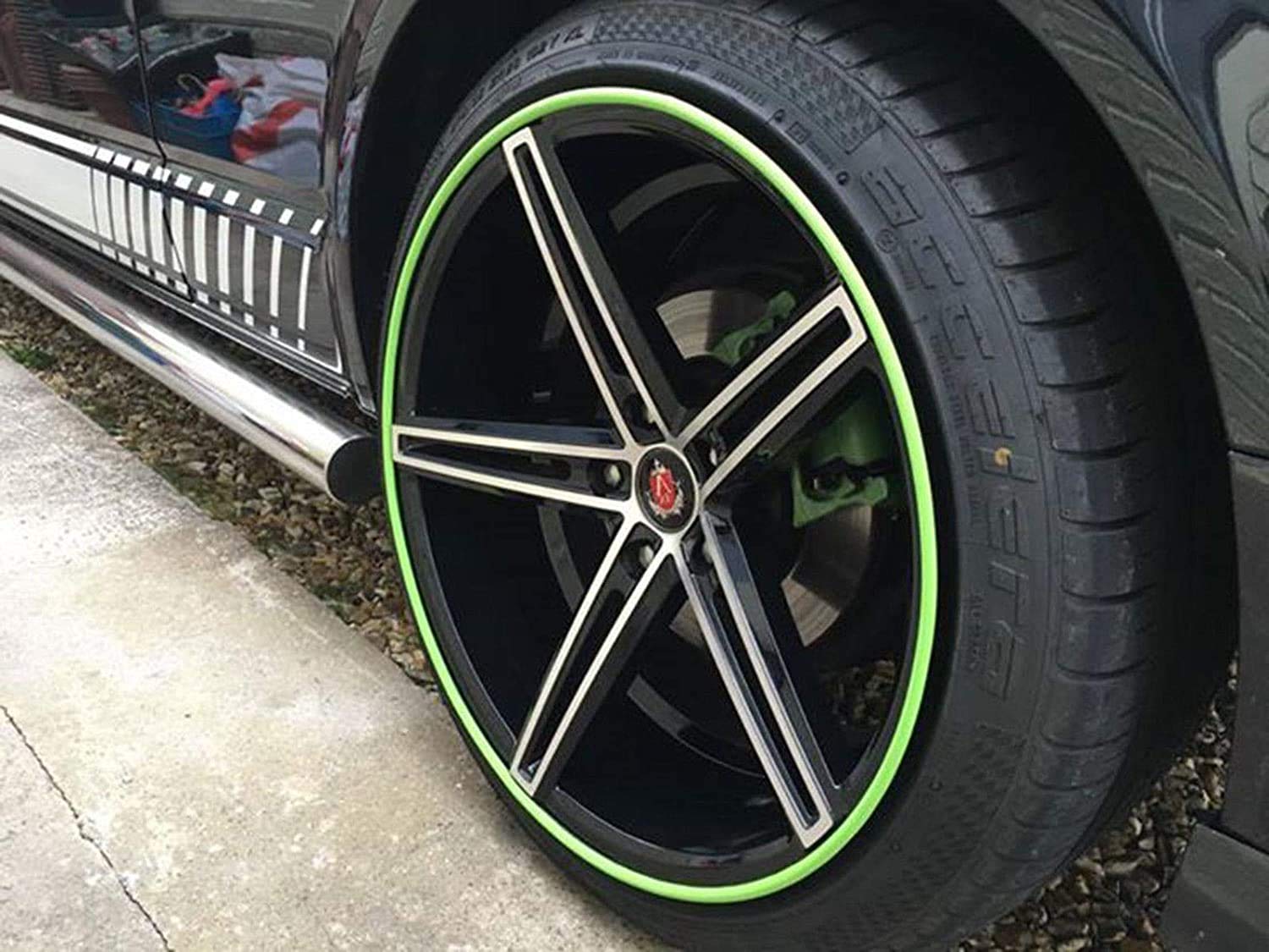(GREEN TYRE Guard) Car Tyre Guard Edge Protector Universal Beading Alloy Wheel Edge Ring Rim Protectors Tyres Tire Guard Rubber Moulding Sticker Attractive Strip