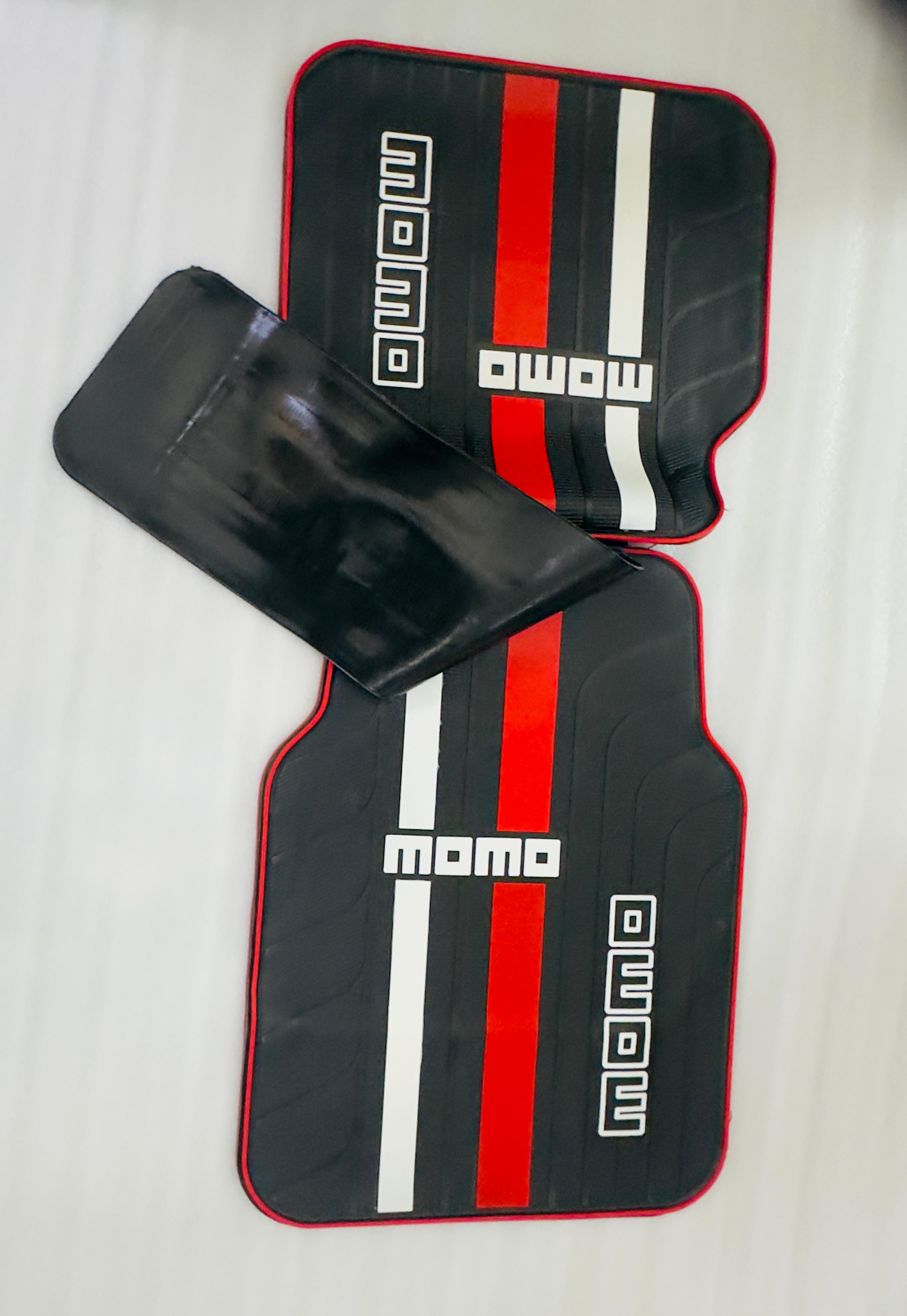 Car Floor mat Premium Racing Red Momo JDM Mat Washable Car mat Water Proof car mat Rubber Anit Slip Racing Sport Mats Universal Matt Set of 5PC/1 Set