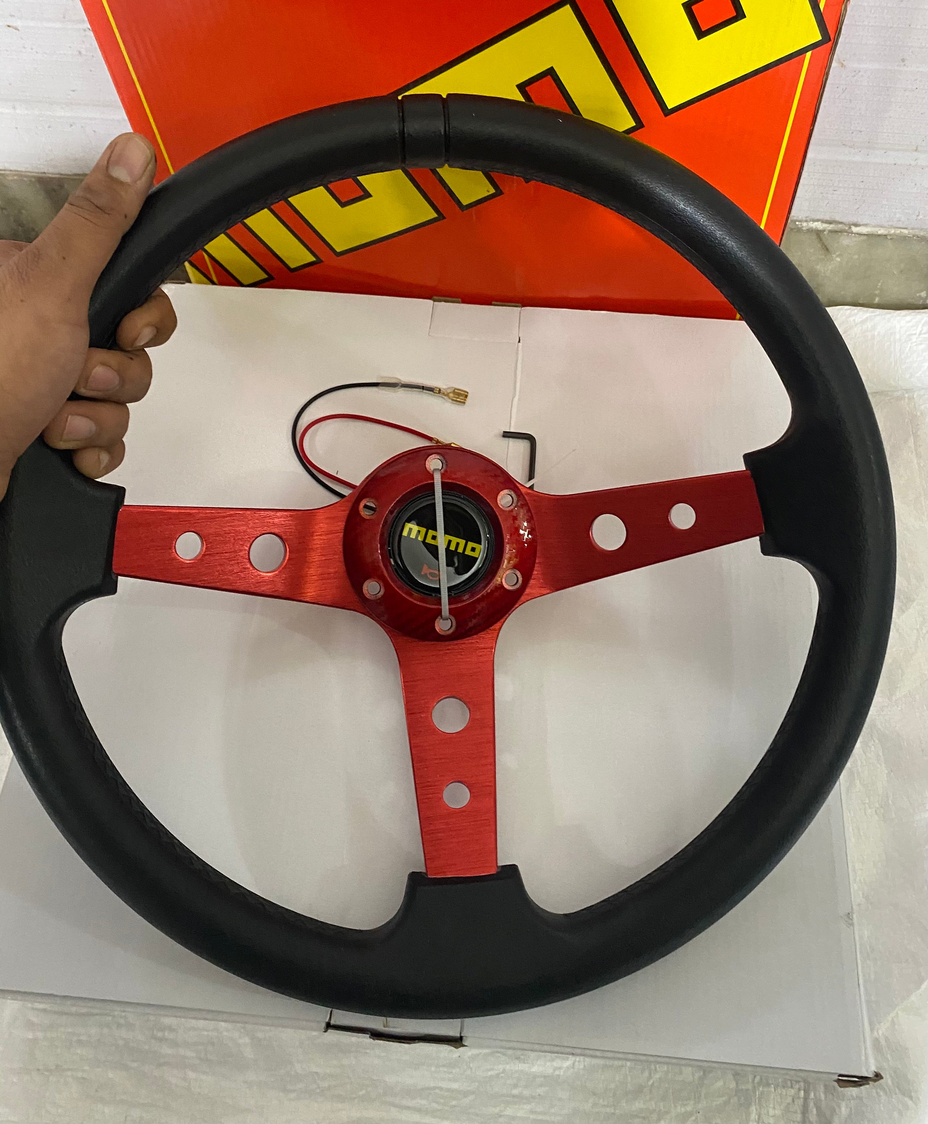 14INCH MOMO DEEP STEERING STYLE Look Rally Race Off Road with HUB Free Universal Steering Wheel for Sports Car Sporty Style Steerings 14INCH Momo Steerings-1 Piece