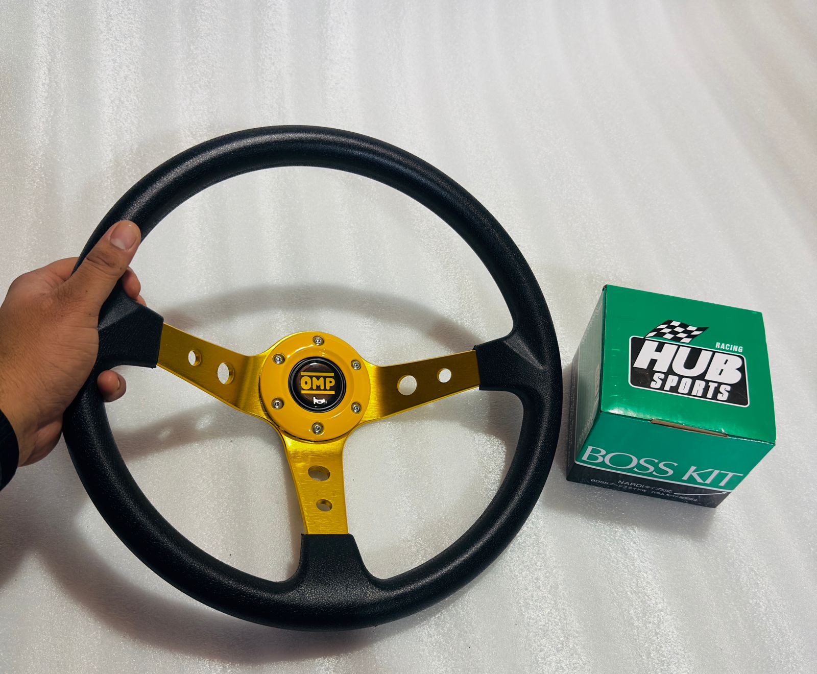 YELLOW 14INCH OMP DEEP STEERING STYLE Look Rally Race Off Road with HUB Free Universal Steering Wheel for Sports Car Universal Steering-1Piece