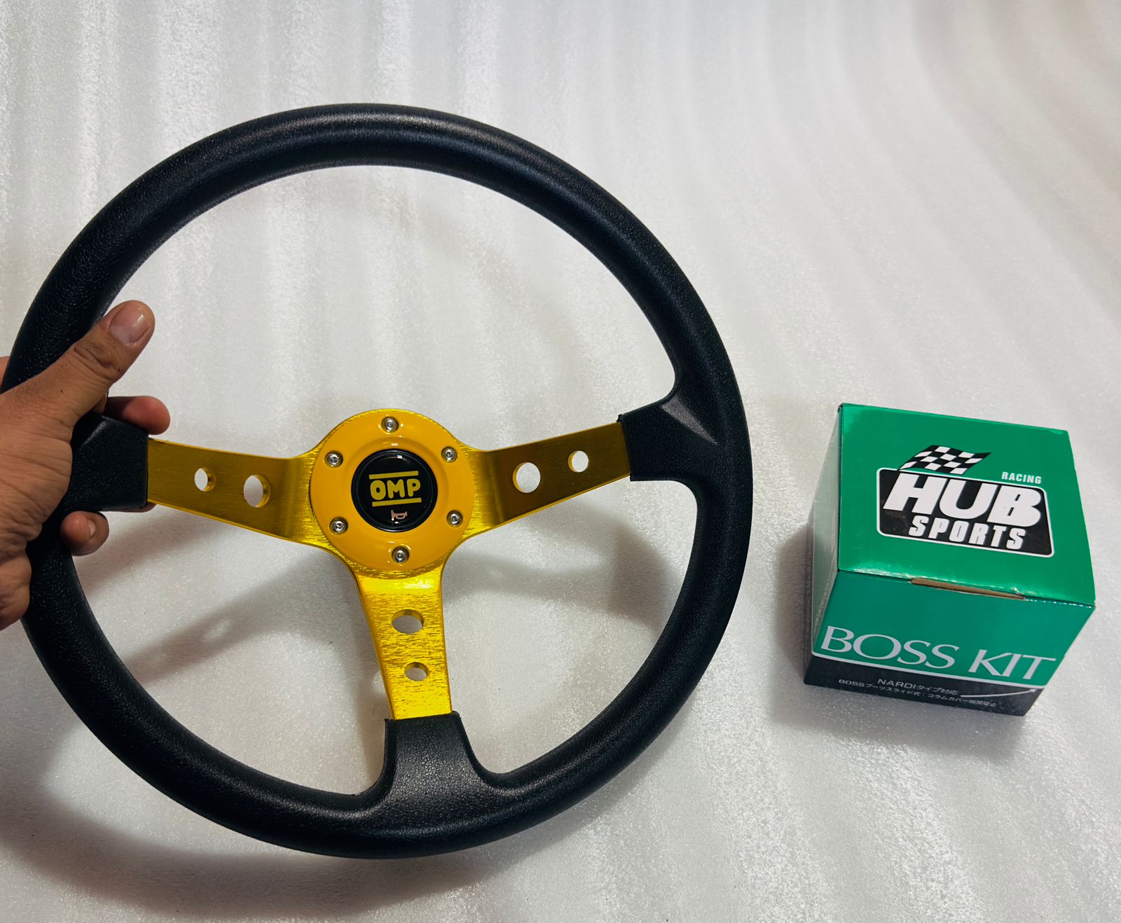 YELLOW 14INCH OMP DEEP STEERING STYLE Look Rally Race Off Road with HUB Free Universal Steering Wheel for Sports Car Universal Steering-1Piece