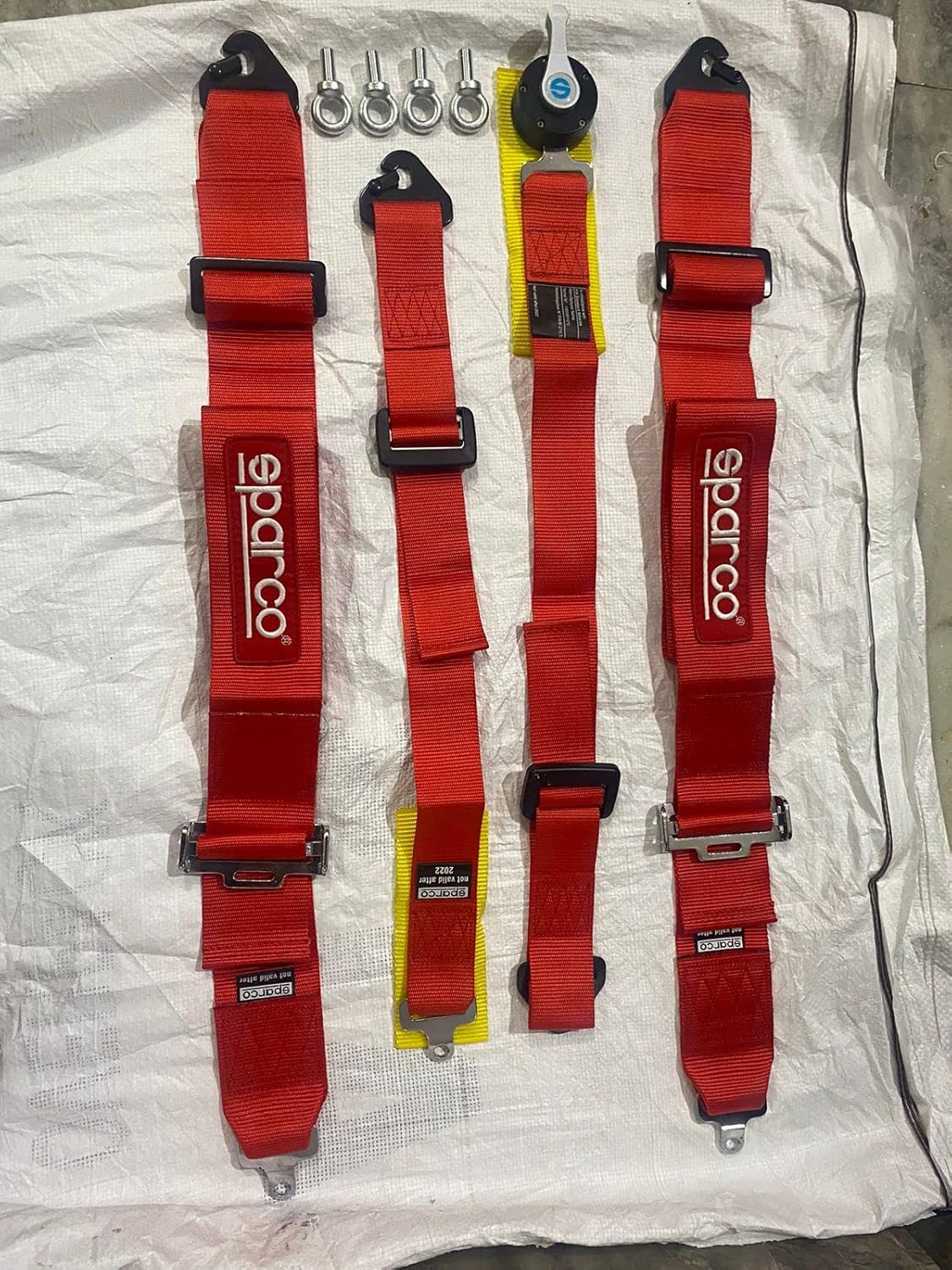 RED SPARCO 4 Point (Webbing Pad) JDM DRIFTING SPORTY Car Seat Belt Harness Quick Release Lock