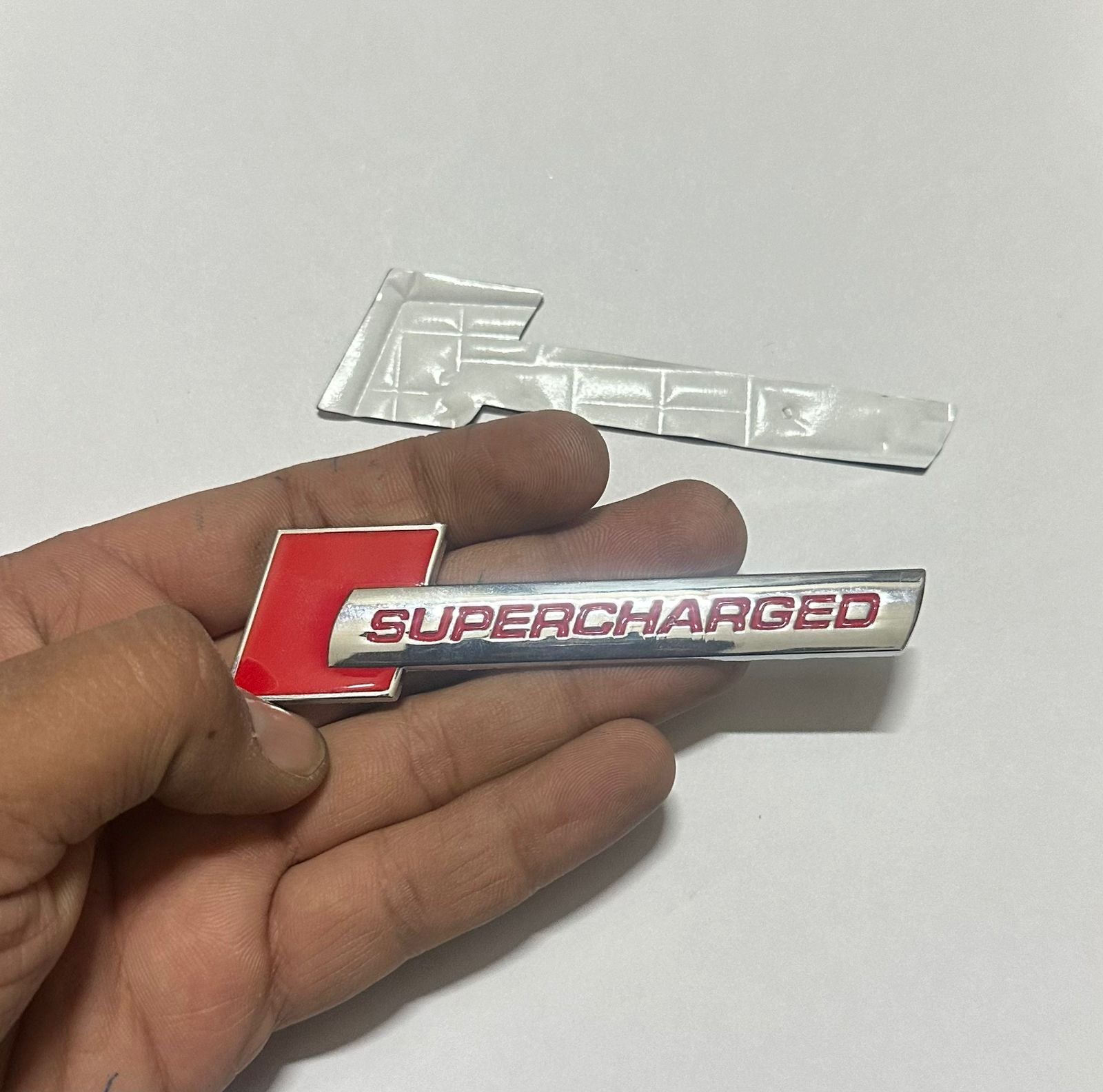Supercharged) Logo 10 x 2.6cm Car Bike Metal Supercharged Logo Car Emblem Premium 3D Badge Auto Racing Sport Sticker Grand Tourer Decal (Chrome-RED Supercharged Sticker.)