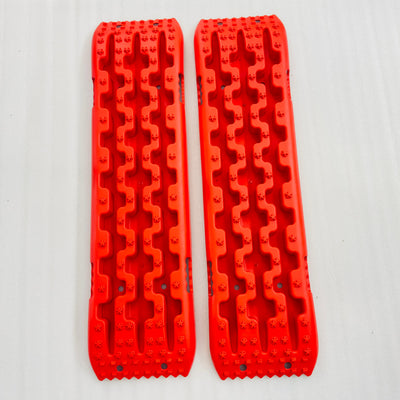 2PC/SET RED Traction Boards Recovery Tracks Tire Ladder 4WD Recovery Mat for 4X4 Offroad Sand Snow Mud Track