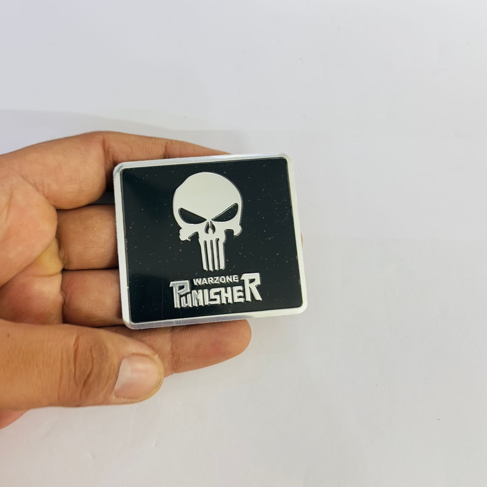 Skull Punisher Sticker 5.6cmx6cm Car Metal Logo 3D Emblem Auto Racing Sport Sticker Decal Decorative Sticker