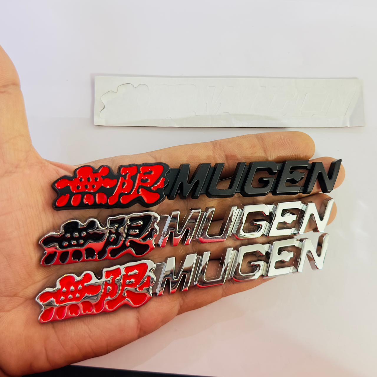 Car Bike Laptop Metal Logo Car Emblem & Grill Met.al Lo.go for Carr 3D Badge Auto Racing Universal Sport Sticker Grand Tourer Decal.