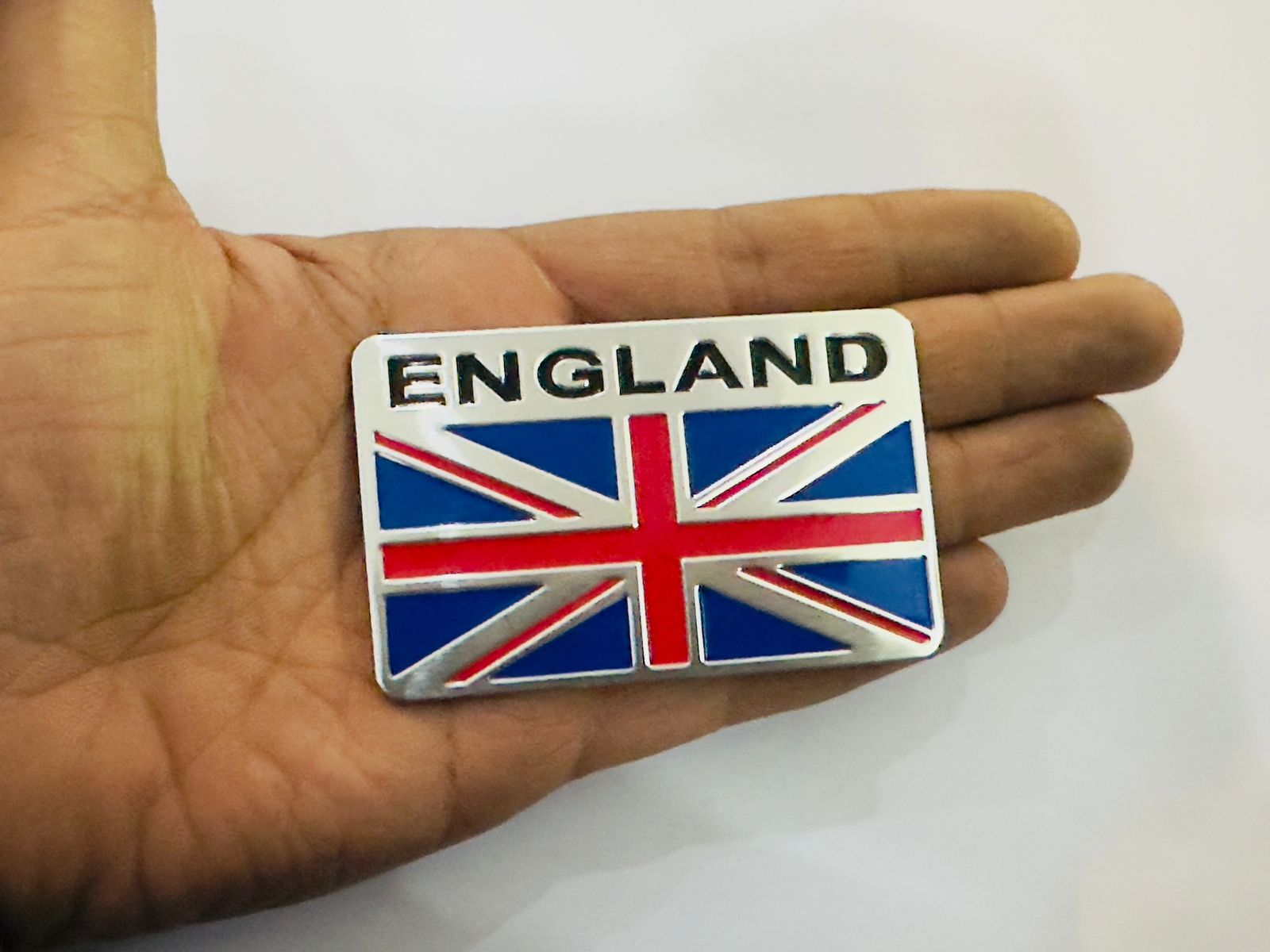 England Flag 3D Sticker (5cmx8cm) for Car Bike Laptop Emblem, England Flag Sticker Badge Universal Auto Racing Sports Logo Grand Tourer Decal Auto Accessories.
