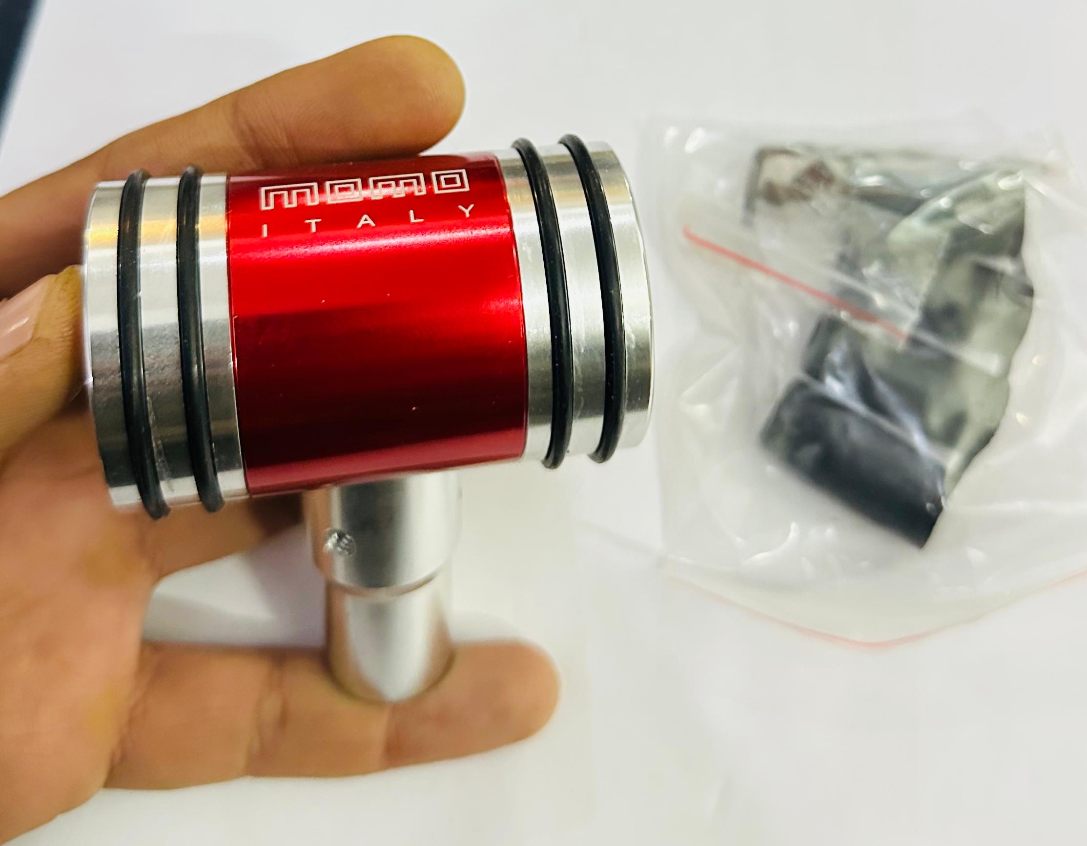 Momo Finish Aluminium Hammer with Sporty Handle Gear Shift Knob for Universal Car T Style Gear Knob Universal Fit Decorative Knob 1 PC