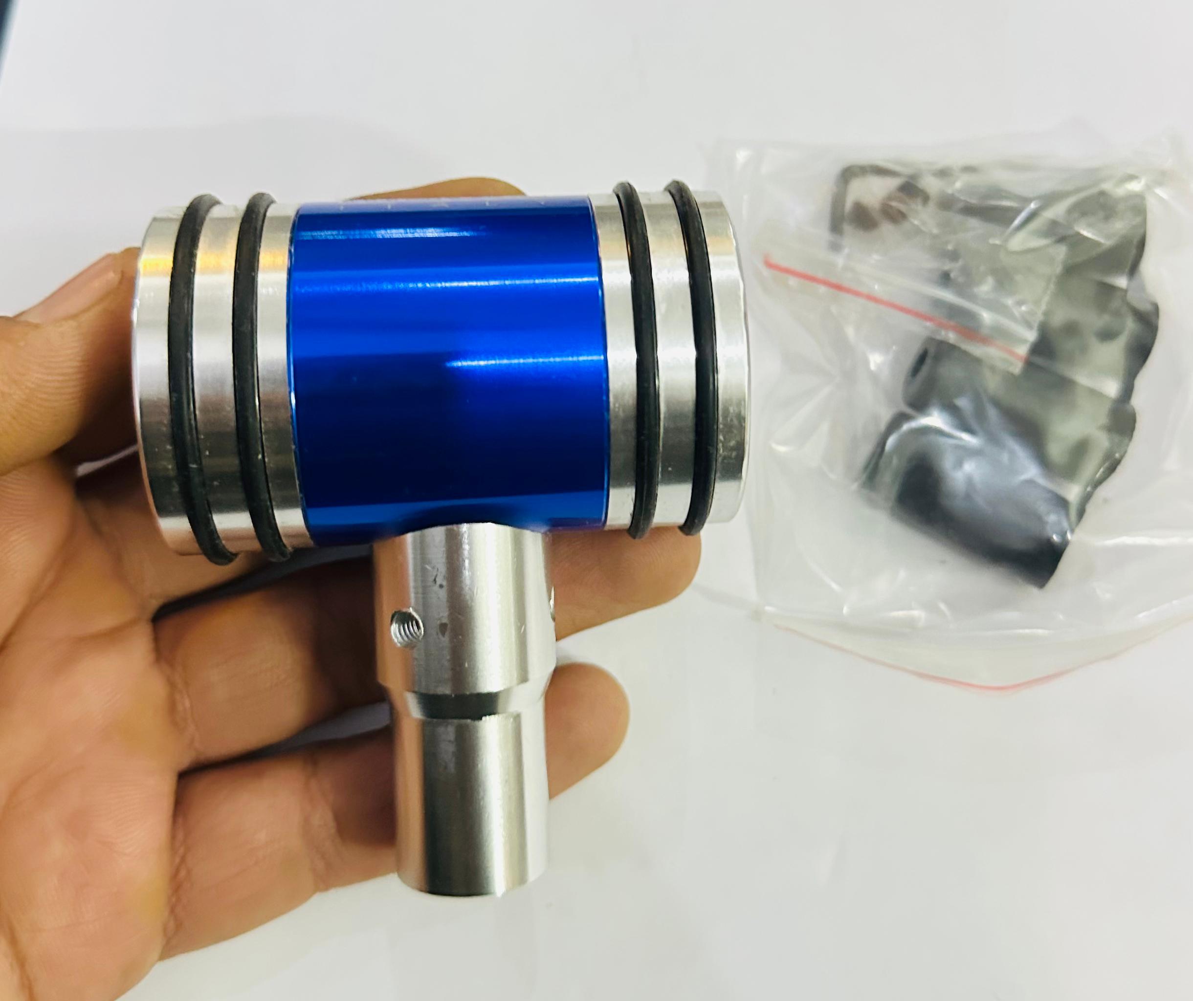 Momo Finish Aluminium Hammer with Sporty Handle Gear Shift Knob for Universal Car T Style Gear Knob Universal Fit Decorative Knob 1 PC