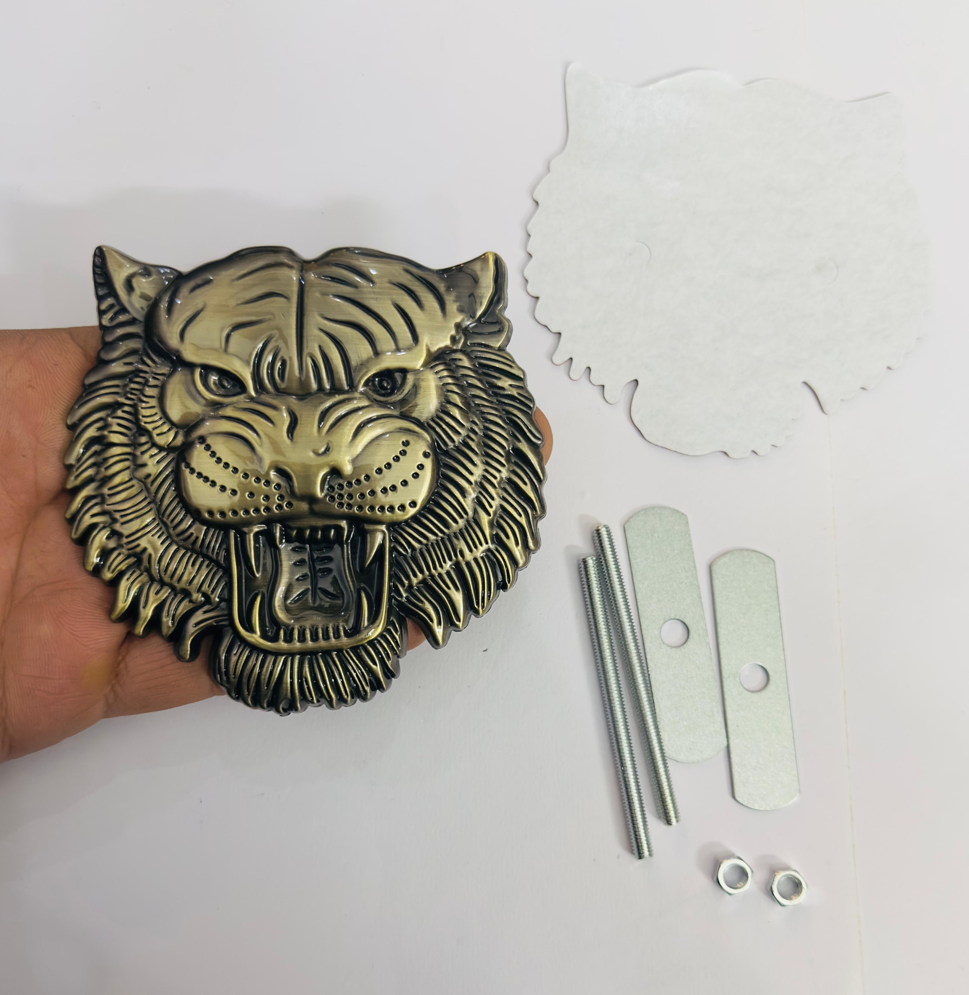 Bronze Big Lion Grill Metal Logo 10cmx10cm Car Bike Metal Badge Car Emblem 3D Badge Auto Racing Sport Sticker Decal-1 Piece