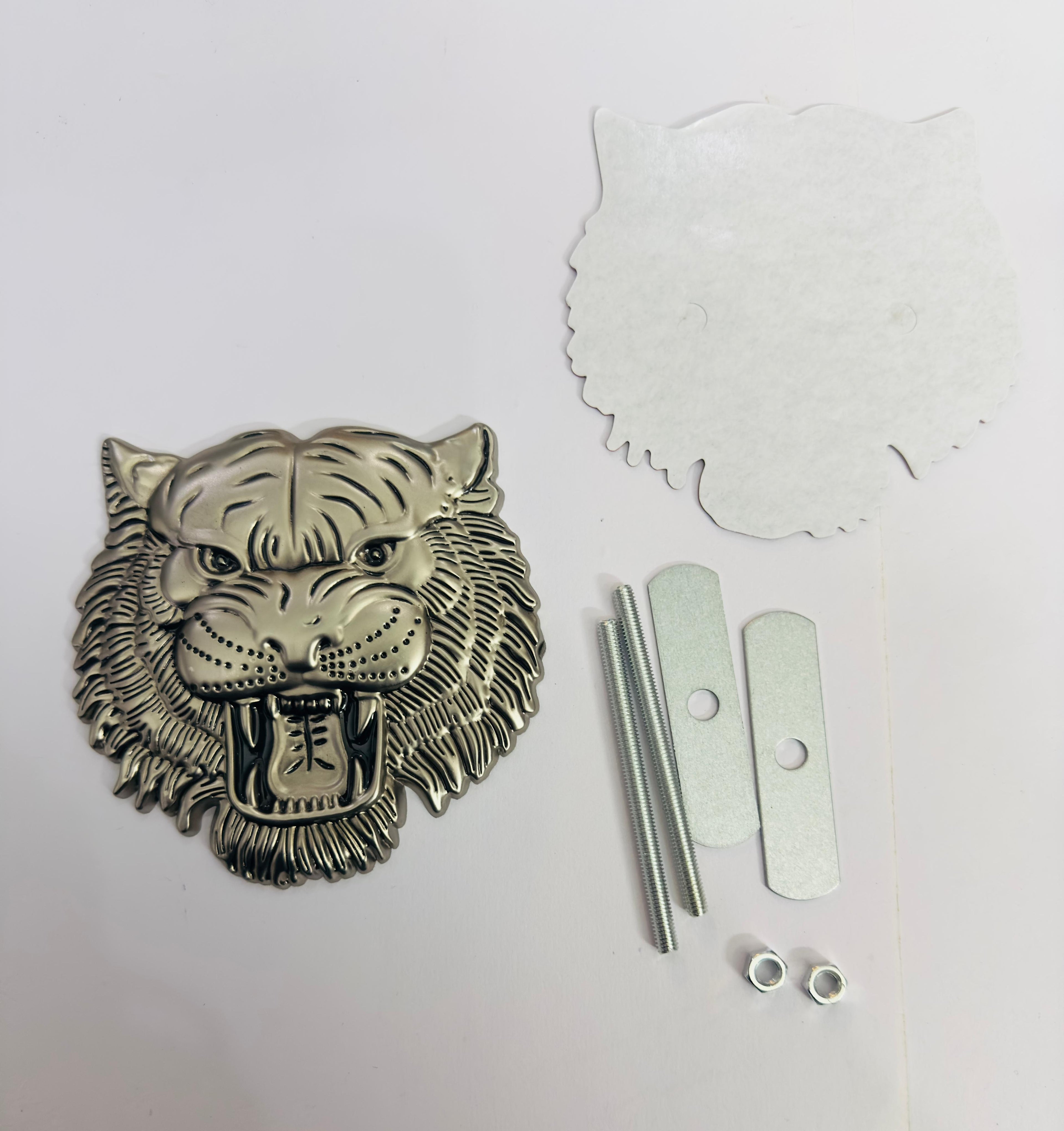 Silver Big Lion Grill Metal Logo 10cmx10cm Car Bike Metal Badge Car Emblem 3D Badge Auto Racing Sport Sticker Decal Universal Logo