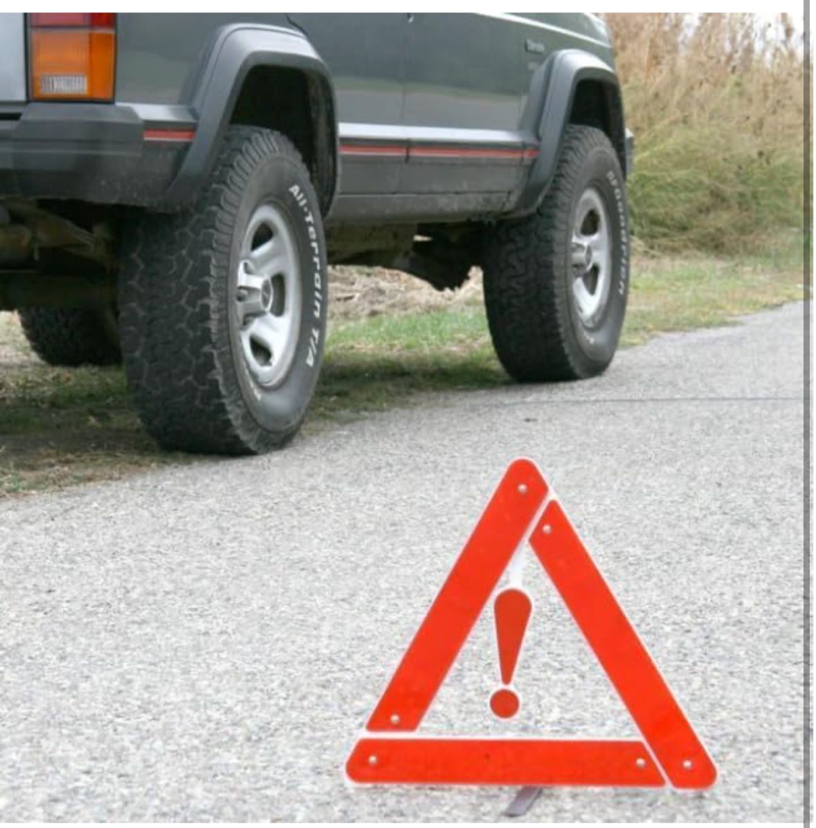 Warning Road Safety Sign Board, Warning Triangle Reflector for Tractor, Road Safety Triangle light Foldable Reflecting Car light Breakdown Emergency Parking Board llight-1 Piece