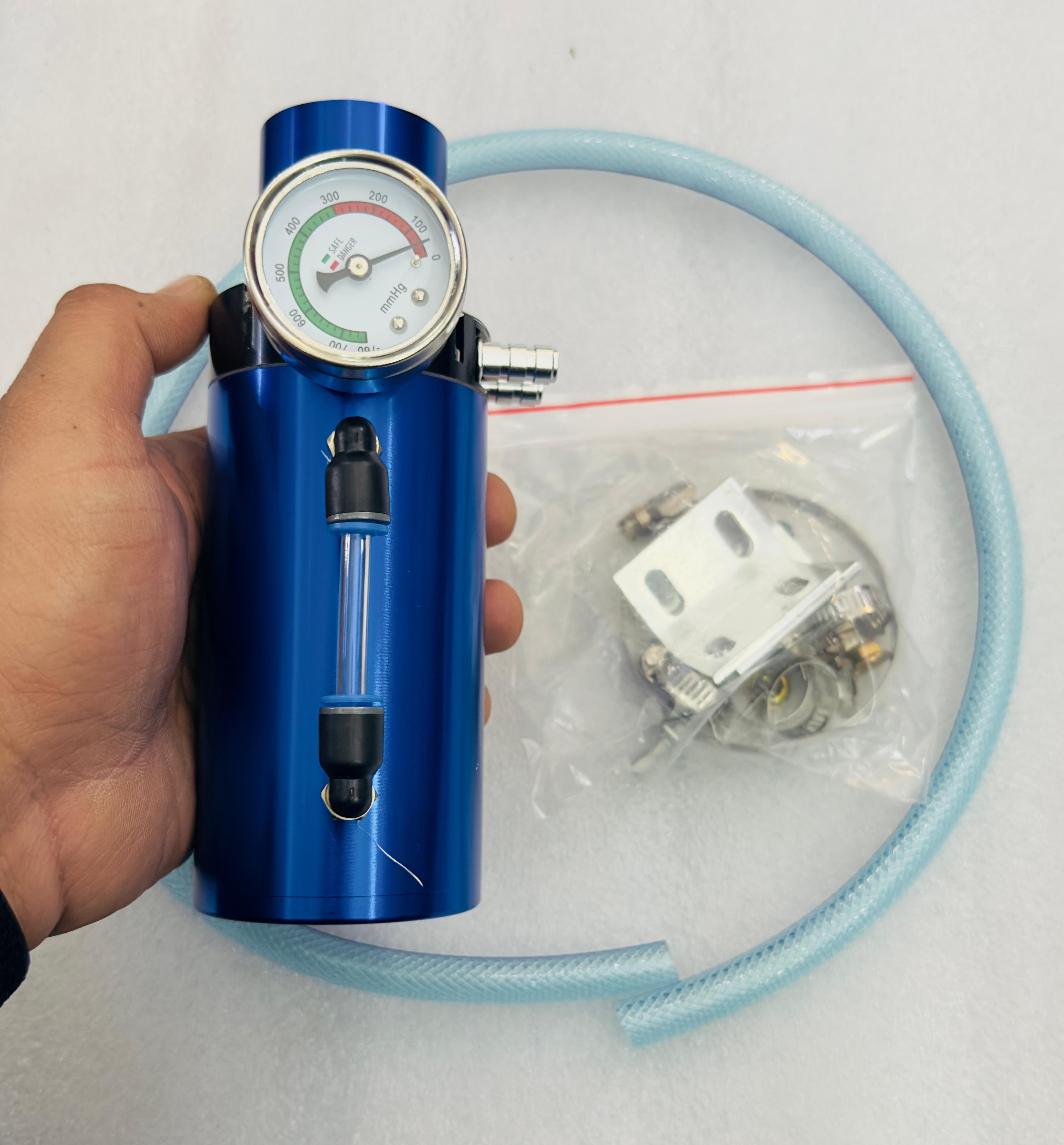 BLUE Engine Oil Catch Aluminum Reservoir Breather Tank Can Vacuum Pressure Gauge Engine Oil Catch Can Kit Universal Aluminum Air Oil Breather Cylinder Tank for Turbo Applications-1 Piece