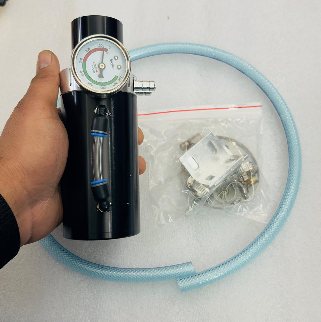Engine Oil Catch Aluminum Reservoir Breather Tank Can Vacuum Pressure Gauge Engine Oil Catch Can Kit Universal Aluminum Air Oil Breather Cylinder Tank for Turbo Applications-1 Piece