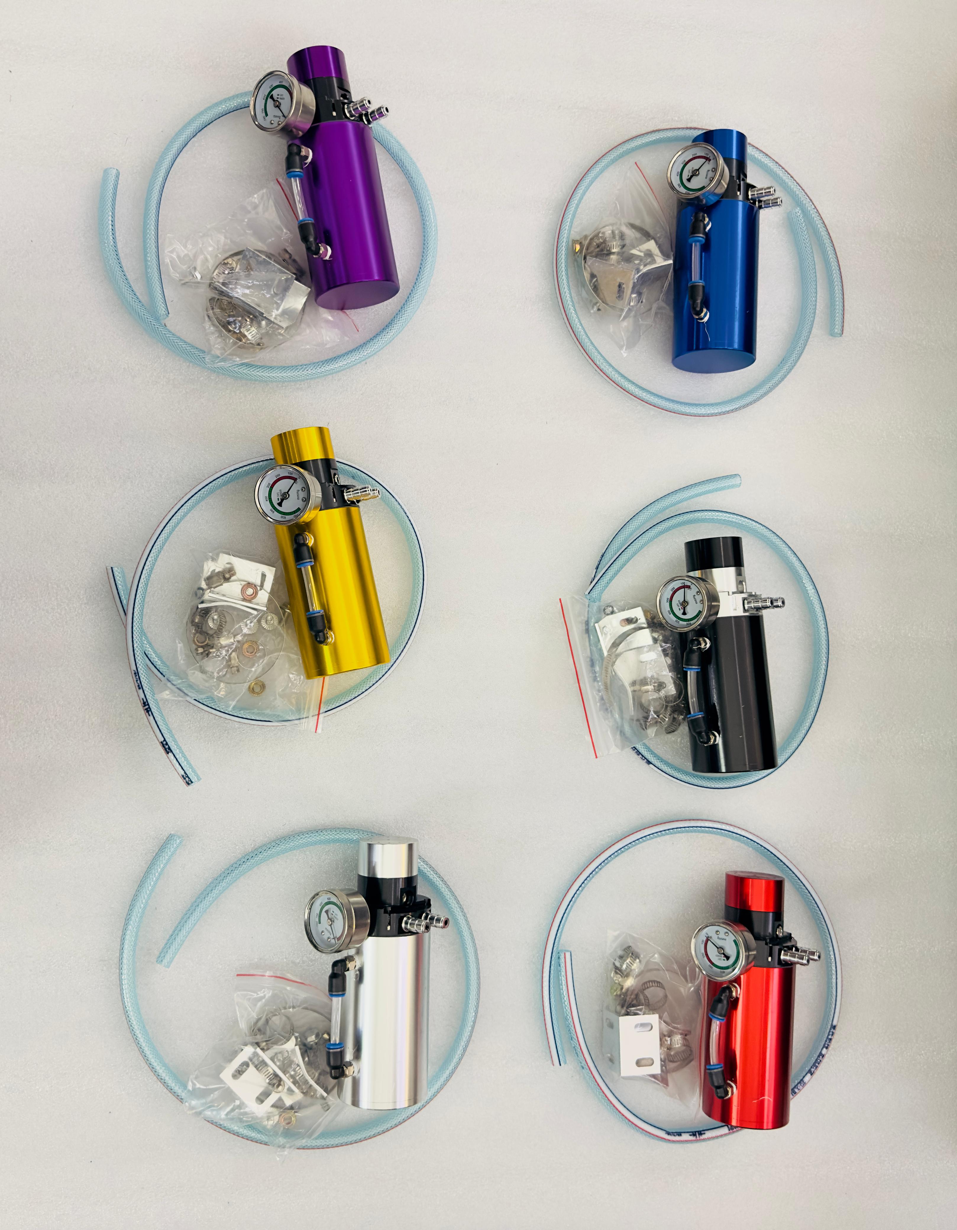 Engine Oil Catch Aluminum Reservoir Breather Tank Can Vacuum Pressure Gauge Engine Oil Catch Can Kit Universal Aluminum Air Oil Breather Cylinder Tank for Turbo Applications-1 Piece