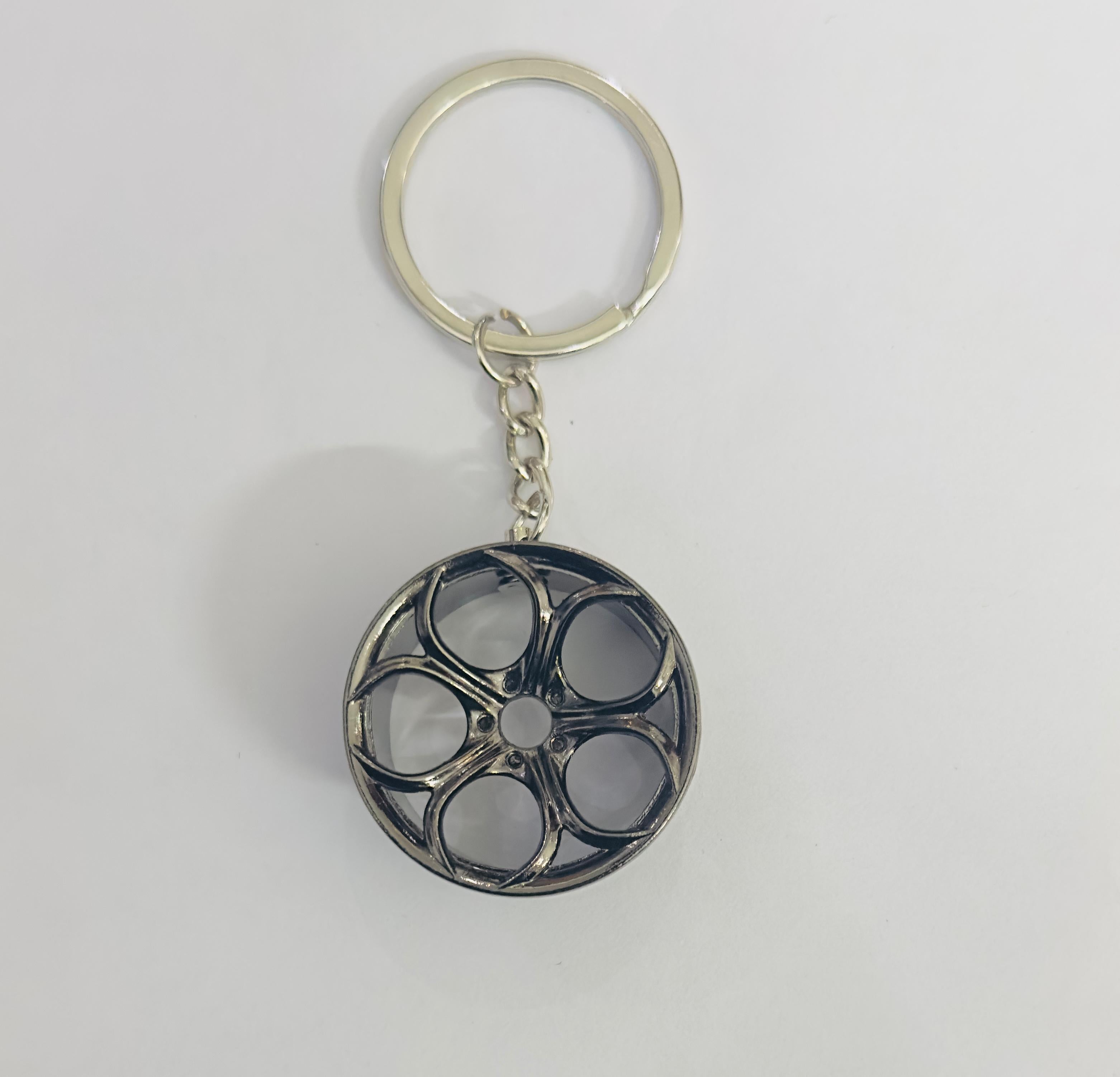 Black Alloy Wheel Design Metal Keychain Car Styling Keychain Alloy Wheel Key Ring Metal Key chain Pendant Ring