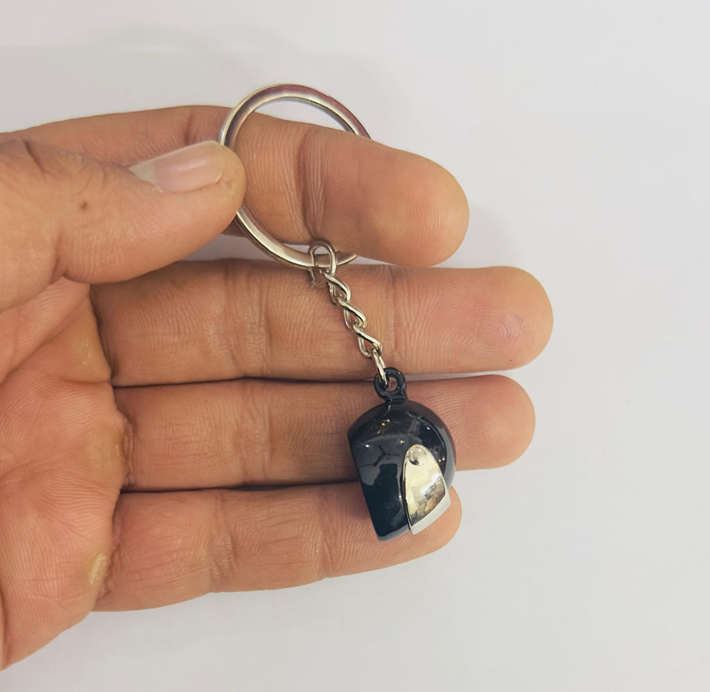 BLACK Helmet Design Metal Keychain Car Styling Keychain Helmet Key Ring Durable Metal Key chain Pendant Ring.