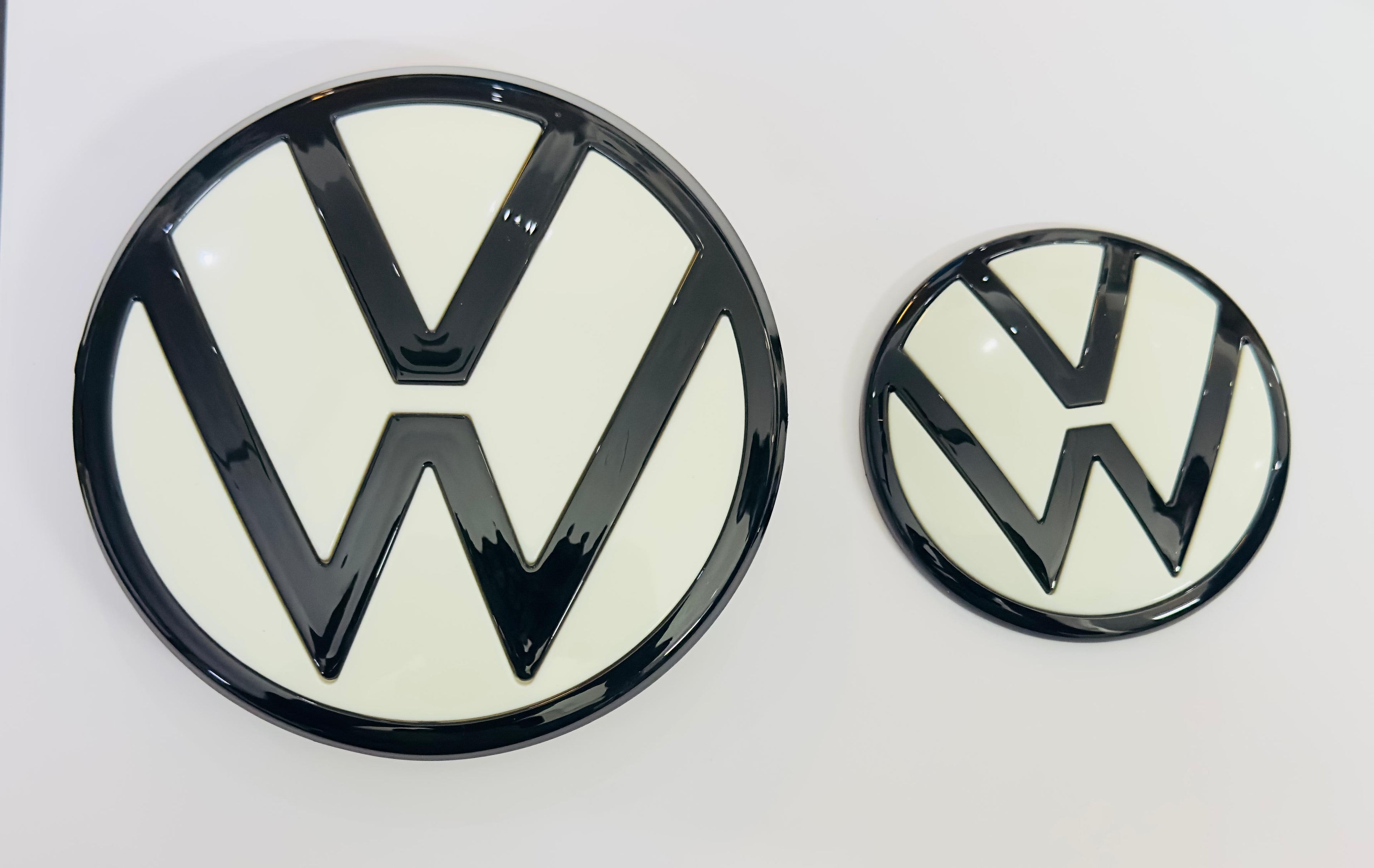 Front End Badge Emblem 3D Badge Auto Racing Sport Sticker for VW Virtus Grand Tourer Decal Versatile Logo for Cars
