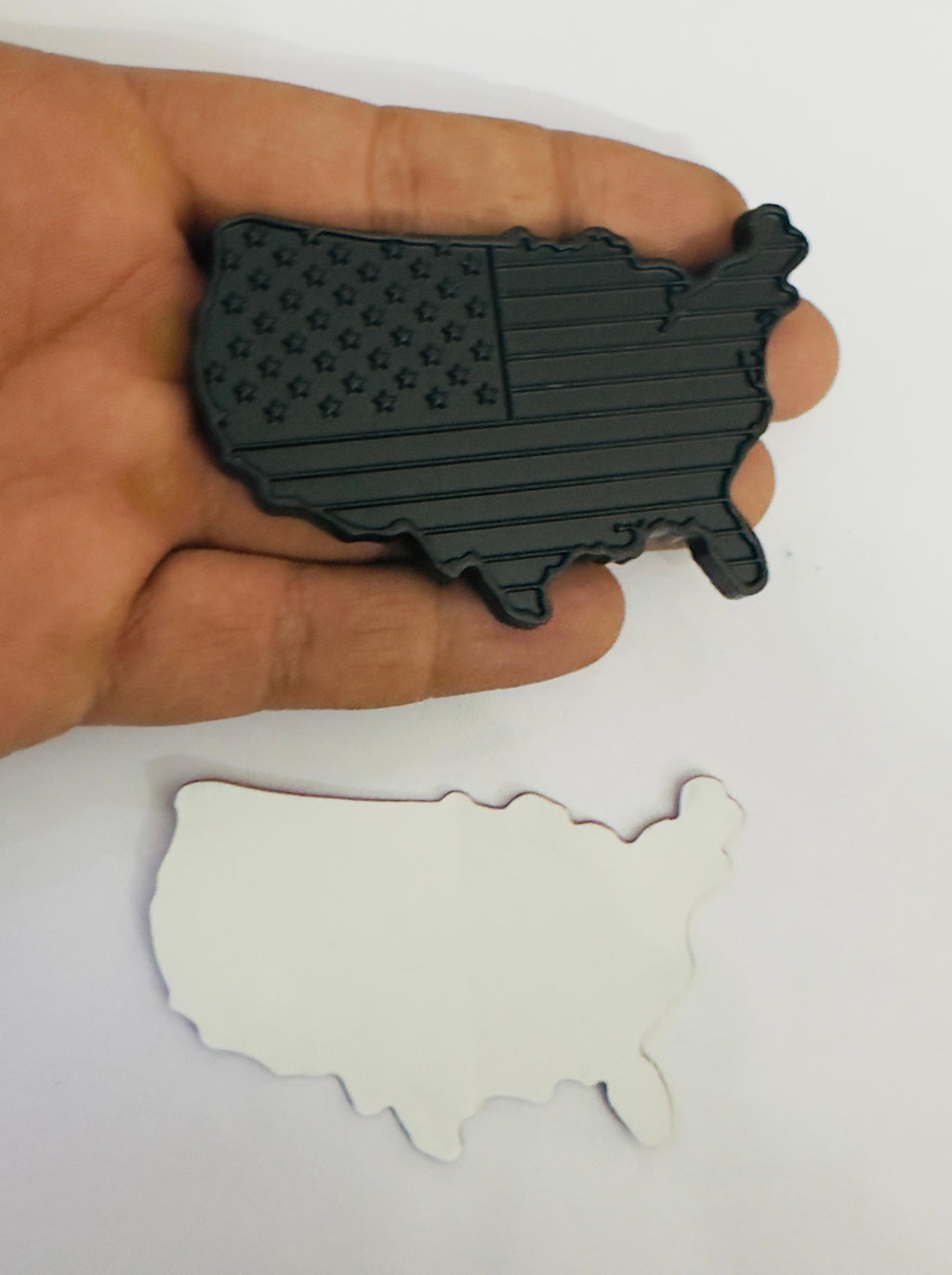 Full Black USA map Sticker 3D Metal Logo 8cmx5cm USA Logo Car Emblem 3D Badge Auto Racing Sport Sticker Country map Metal Stickerr