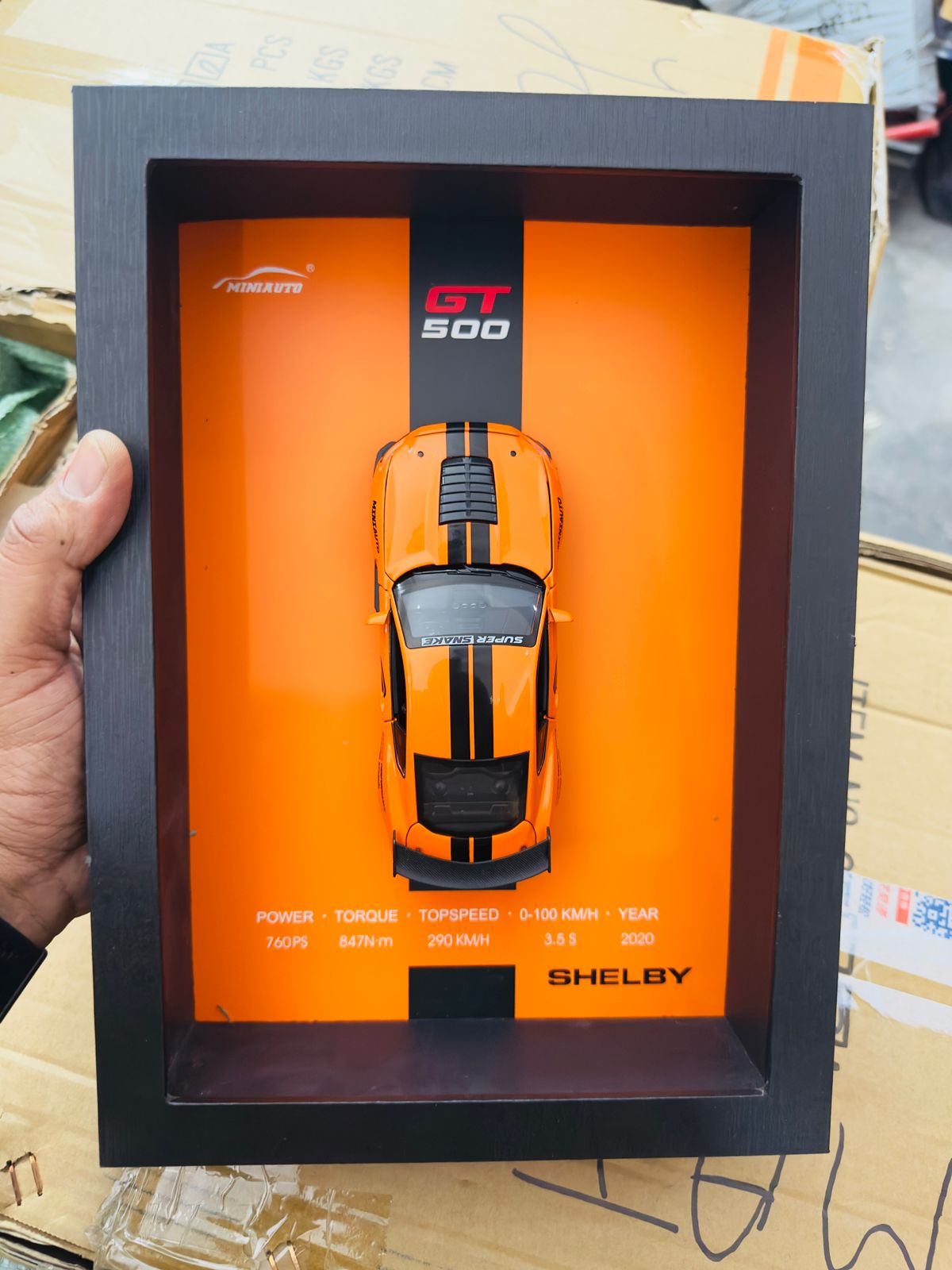 3D Diecast Model Car Frame Diecast Metal Car Interactive Wall Decor with Openable Doors, Pull Back Display Car Auto Accessories