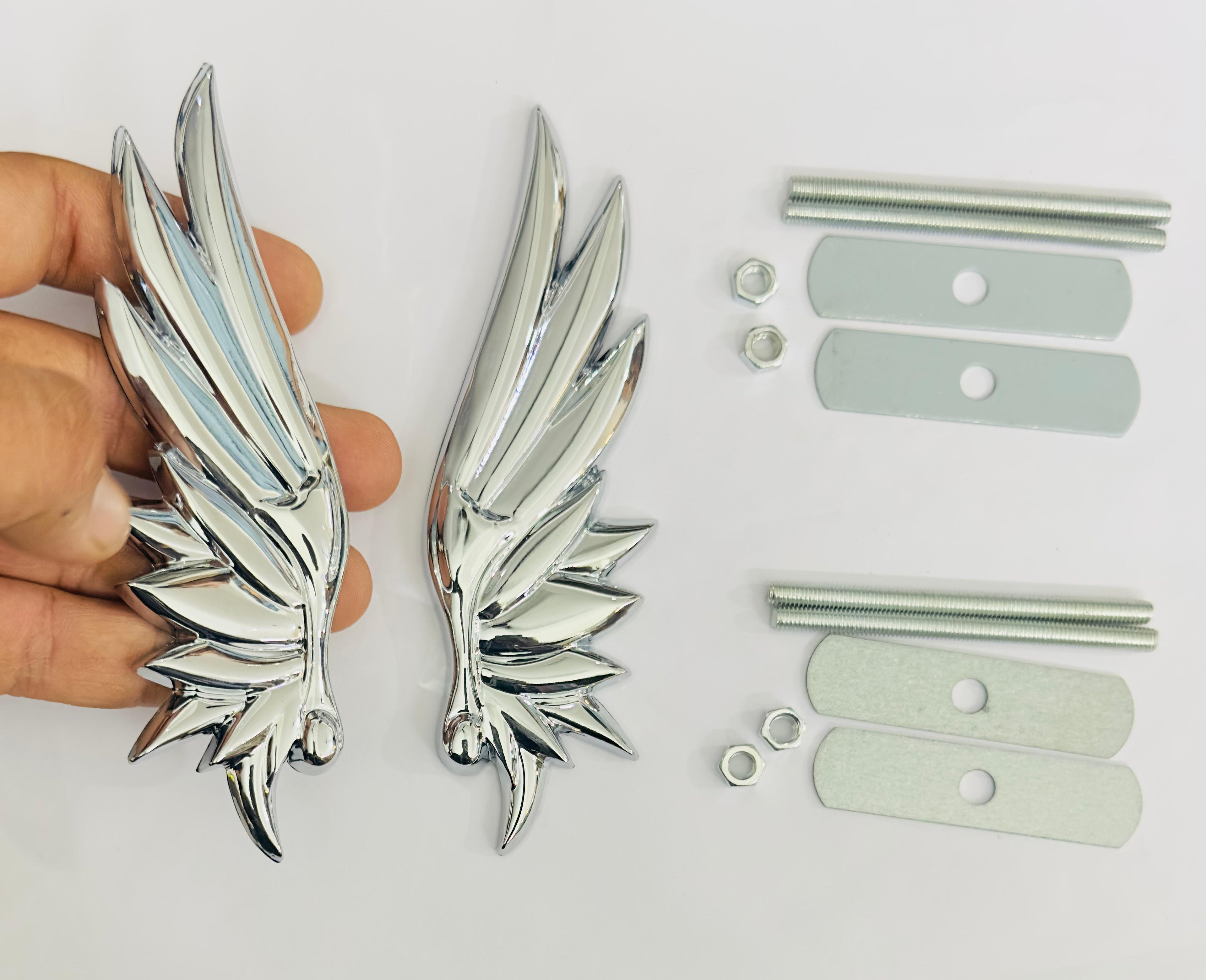 SILVER Angel Wing Big 3D Grill Logo (14cmx4.3cm) for Car Bike Laptop Emblem Decor, Angel Wing 3D Grill-Badge Universal Auto Racing Sports Logo Grand Tourer Decal Auto Accessories.