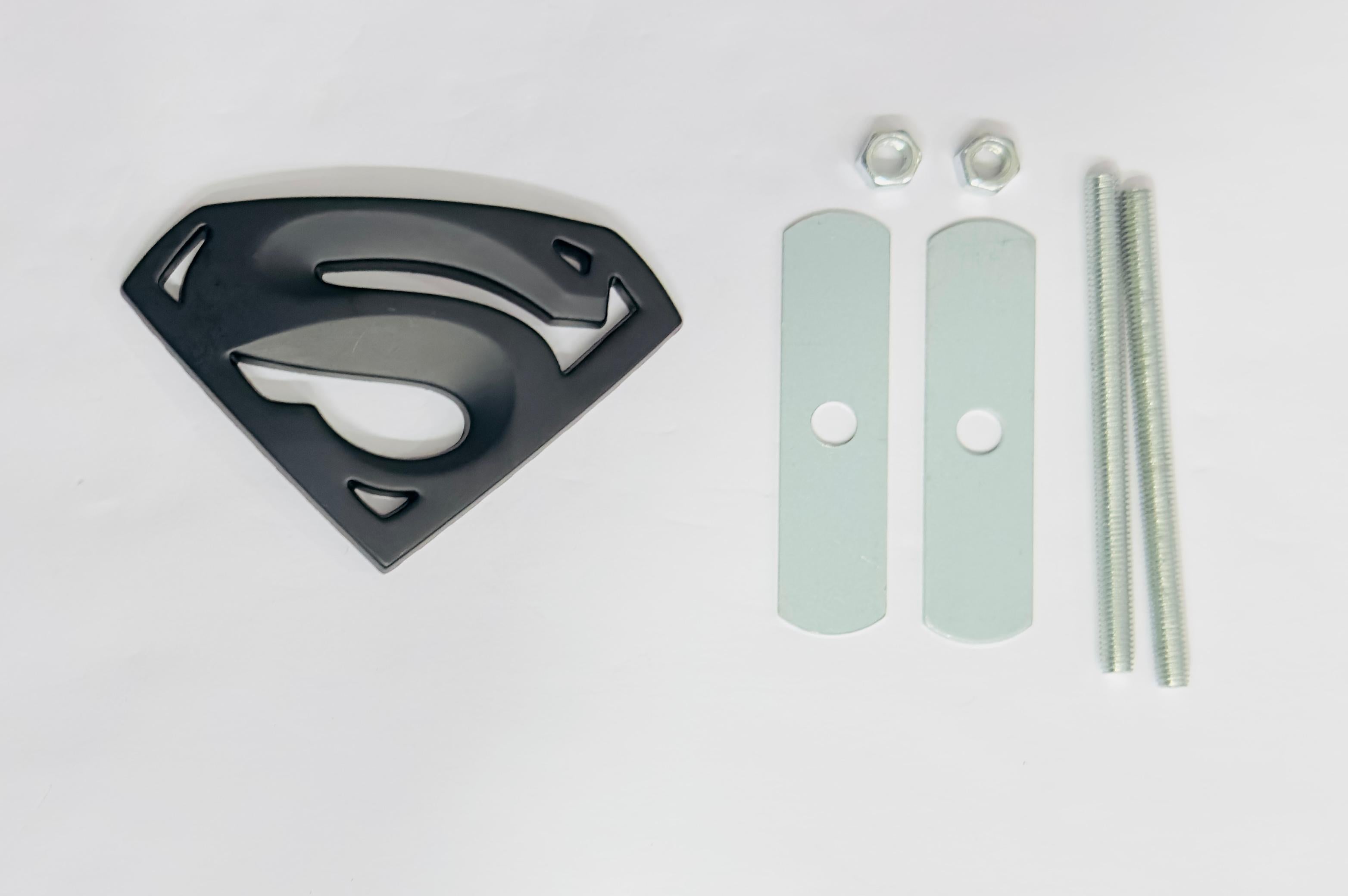 BLACK Superman 3D Grill Logo (5.5cmx8.2cm) Car Bike Laptop Attractive Superman Grill Sticker Car Emblem 3D Badge Auto Racing Sport Logo Grand Tourer Decal.