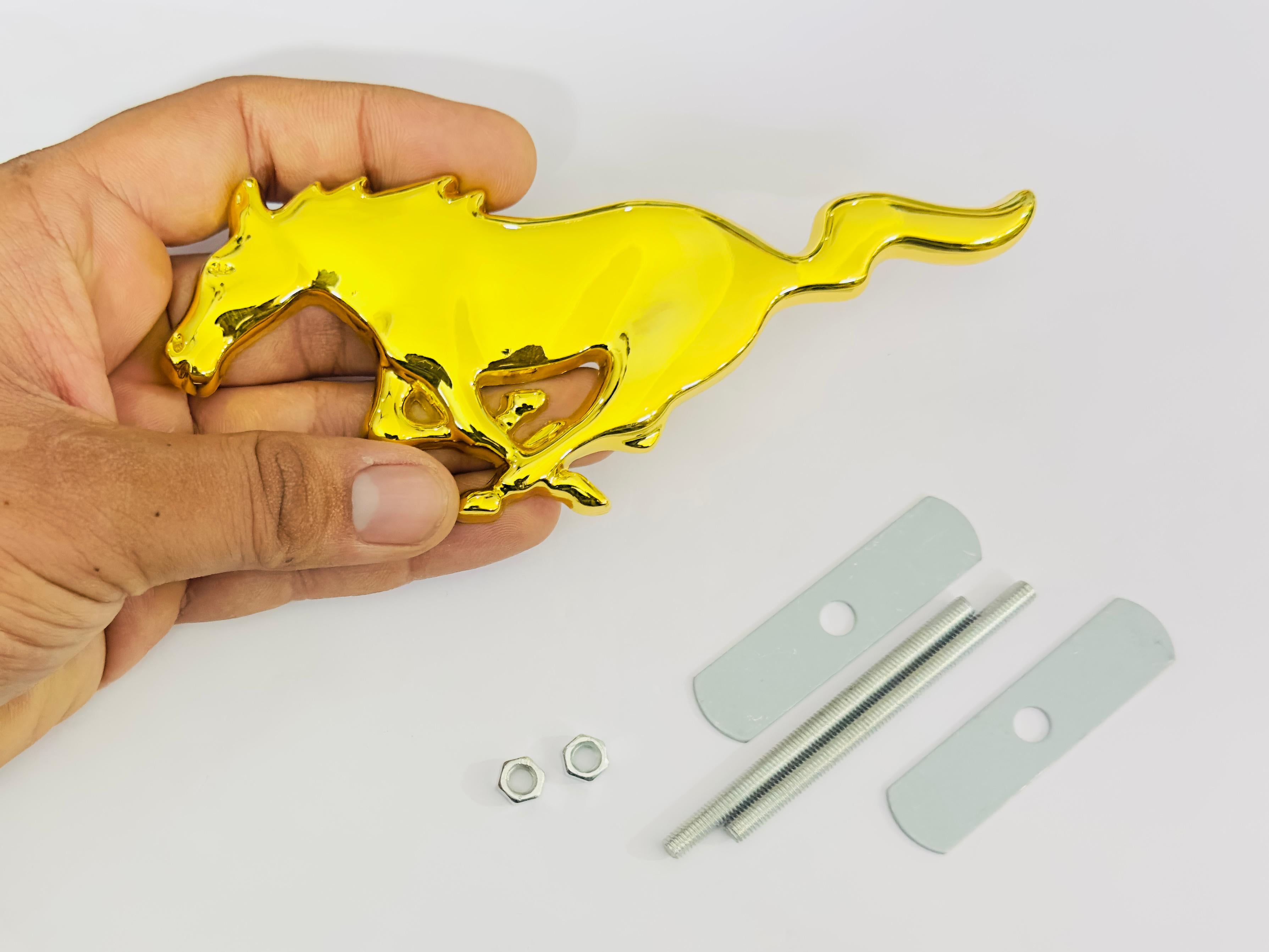 Golden Horse 3D Grill Logo (16cmx6cm) for Car Bike Laptop Emblem, Horse Grill Sticker 3D-Badge Auto Racing Sport Logo Grand Tourer Decal Auto Accessories 1PC.