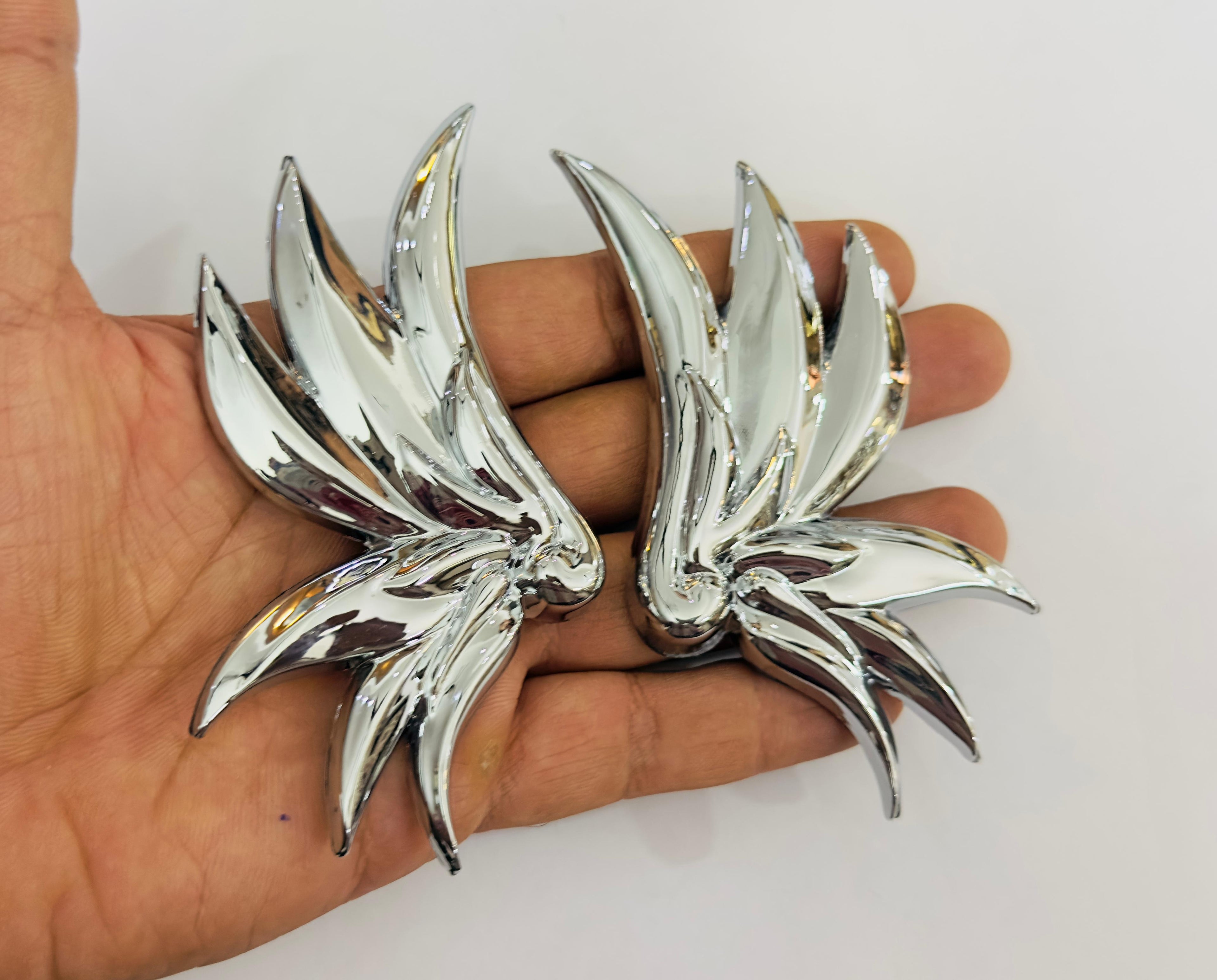 Chrome Angel Wing 3D Logo (11.5cmx6cm) for Car Bike Laptop Emblem, Angel Wing Sticker 3D-Badge Auto Racing Sports Logo Grand Tourer Decal Auto Accessories.