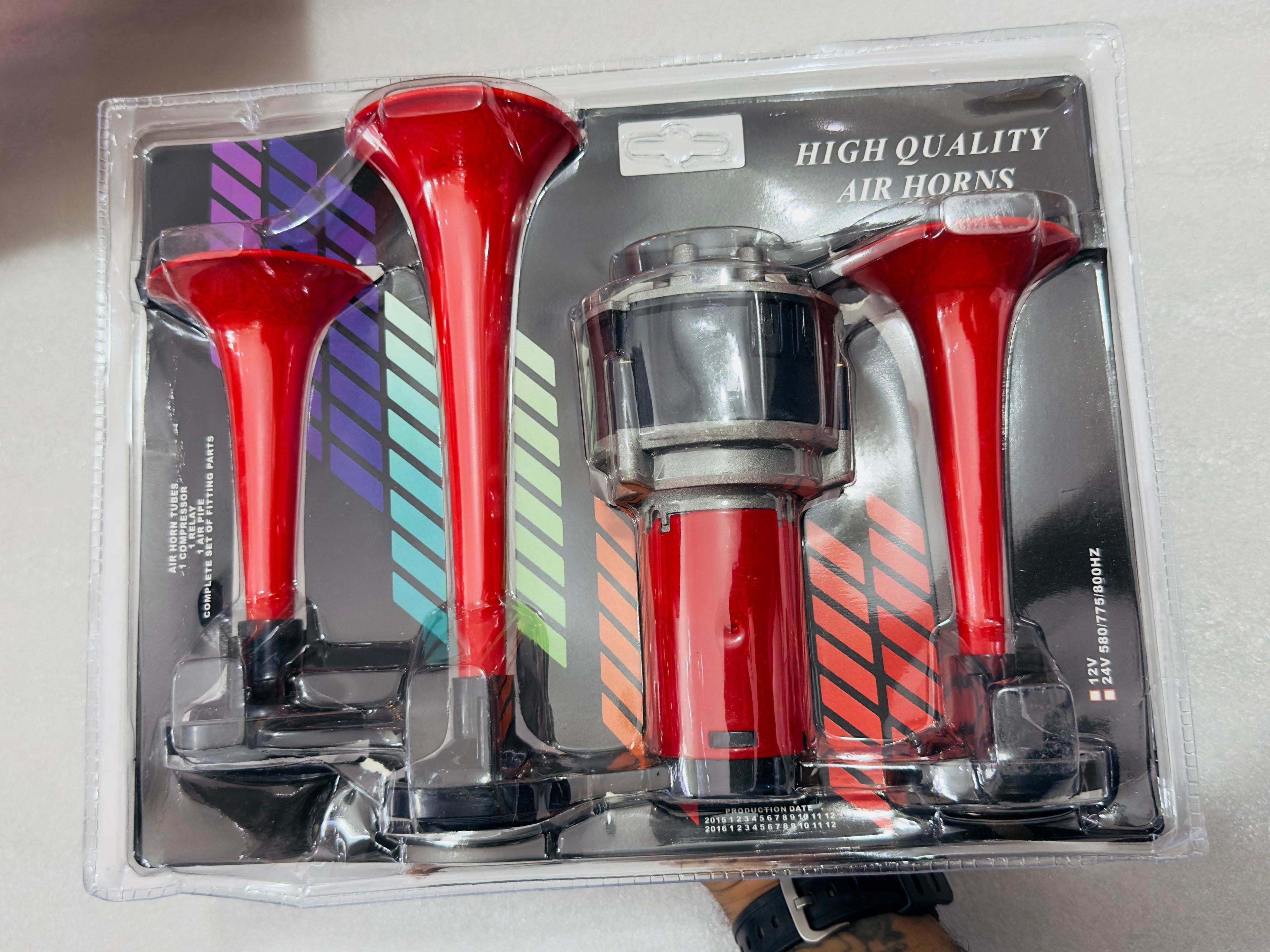 3 Pipe Horn 3 Trumpet Musical Air Horns 12V Universal for All Vehicles 3 pipe Air Pressure loud horn Enhanced horn sound 3PC/SET.