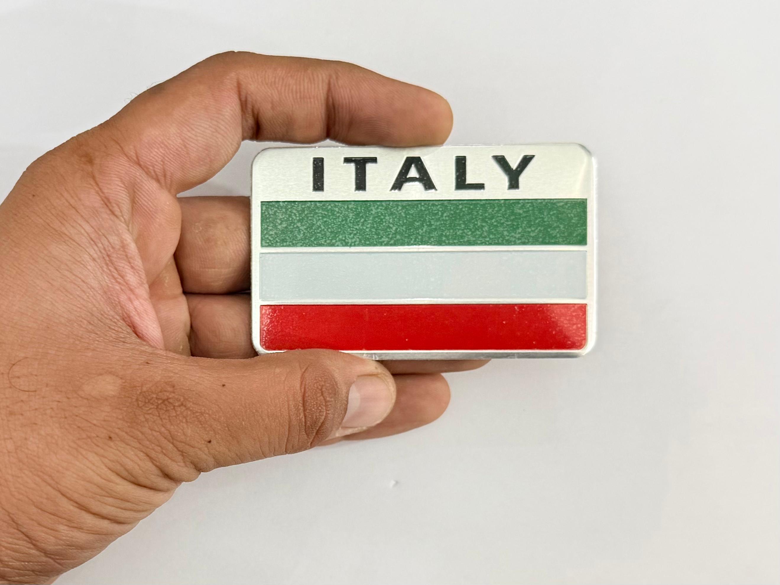 New Italy Flag 3D Logo (5cmx8cm) for Car Bike Laptop Emblem Italy Flag Sticker Badge Auto Racing Sports Logo Grand Tourer Decal Auto Accessories Universal