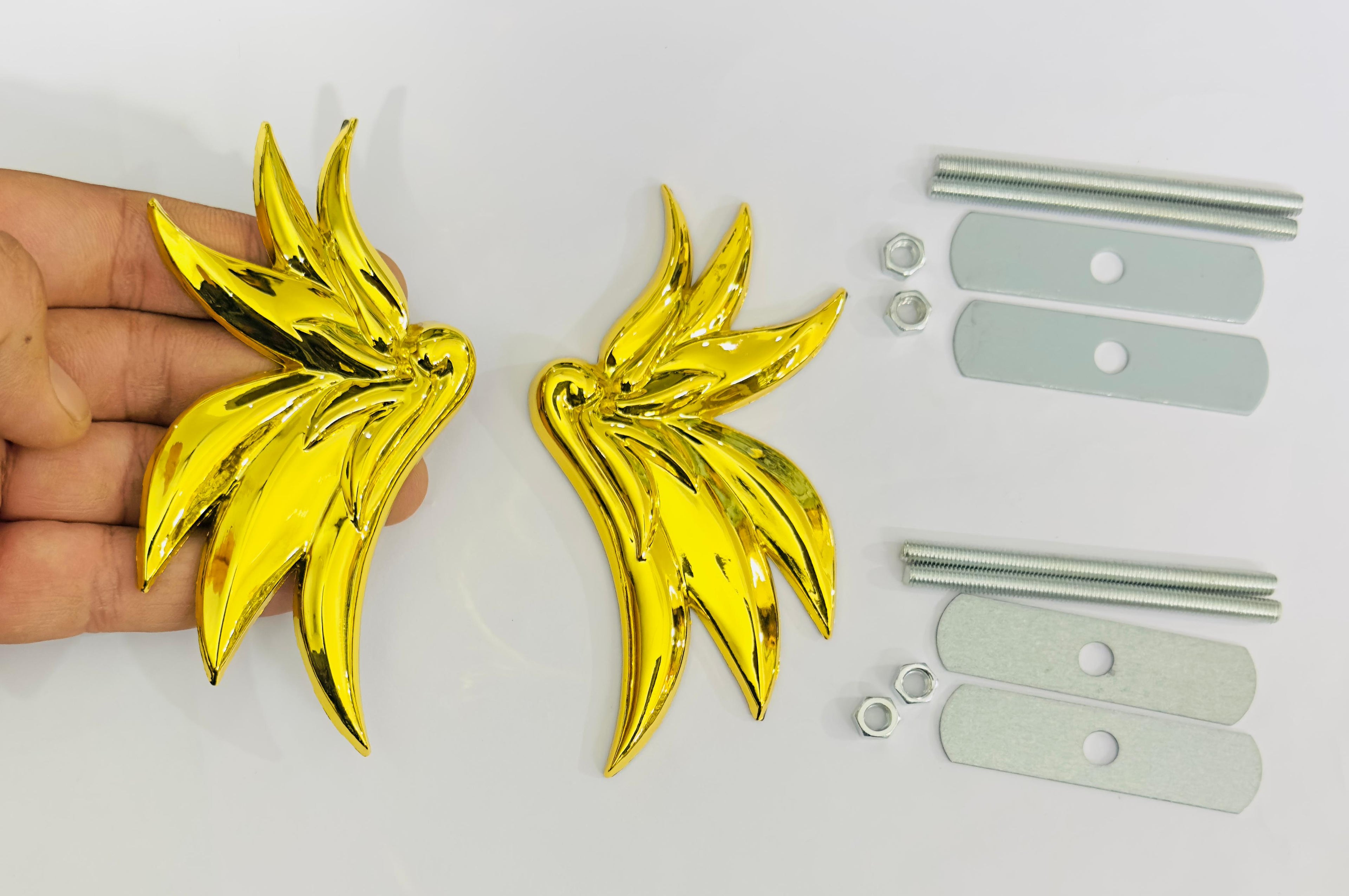GOLDEN Angel Wing 3D Grill Logo (11.5cmx6cm) for Car Bike Laptop Emblem, Angel Wing Grill Sticker 3D-Badge Auto Racing Sports Logo Grand Tourer Decal Auto Accessories.