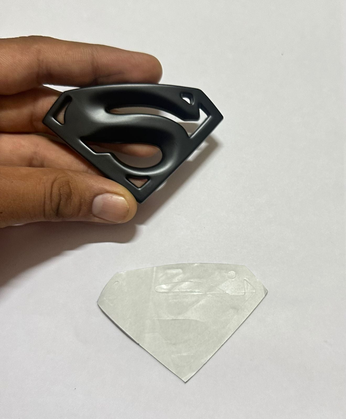 BLACK Superman 3D Logo (5.5cmx8.2cm) Car Bike Laptop Attractive Superman Sticker Car Emblem 3D Badge Auto Racing Sport Logo Grand Tourer Decal.
