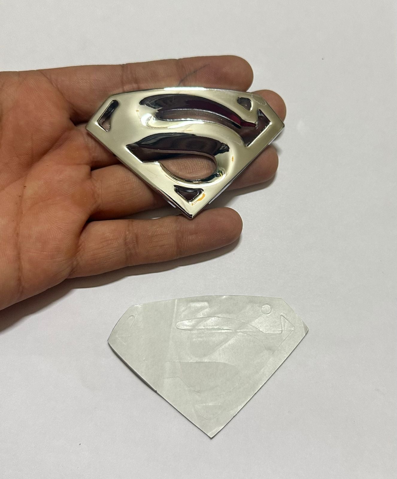 Chrome Superman 3D Logo (5.5cmx8.2cm) Car Bike Laptop Attractive Superman Sticker Car Emblem 3D Badge Auto Racing Sport Logo Grand Tourer Decal.